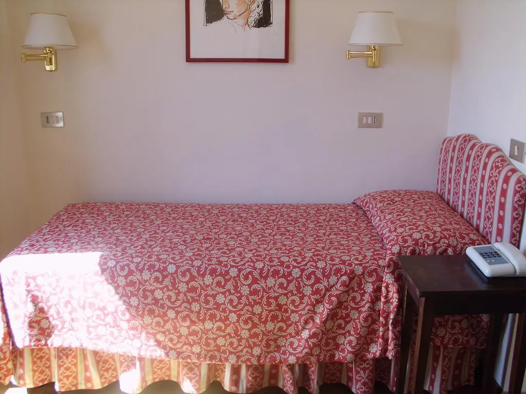 ***  Hotel Due Torri Rome Italy